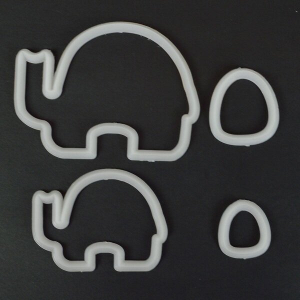 FMM Cutter Mummy and Baby Elephants Set/4